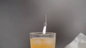 Suco de Pêssego: Experimente fazer esta deliciosa bebida para melhorar o funcionamento do intestino