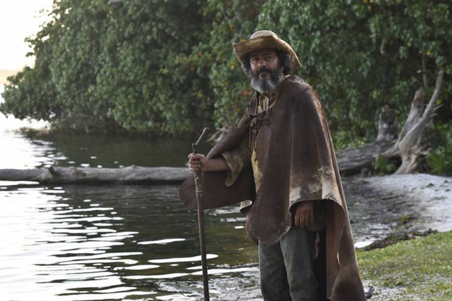 Marcos Palmeira como Velho do Rio em 'Pantanal'