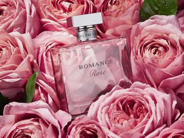5 perfumes femininos que são perfeitos para um encontro romântico