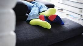 Usar meias durante o sexo pode mesmo te ajudar a ter mais prazer?