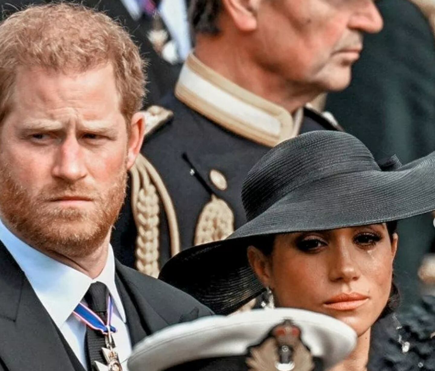 Príncipe Harry e Meghan Markle durante funeral da rainha Elizabeth II
Foto: @meghandharry