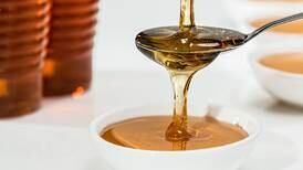Conheça 5 benefícios que o mel pode proporcionar para a saúde e que te farão amá-lo ainda mais