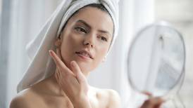 Rejuvenesça seu rosto em apenas 7 dias com essa receita caseira que restaura a juventude da pele