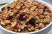 Gostosa e saudável: 5 grandes benefícios de comer granola no café da manhã