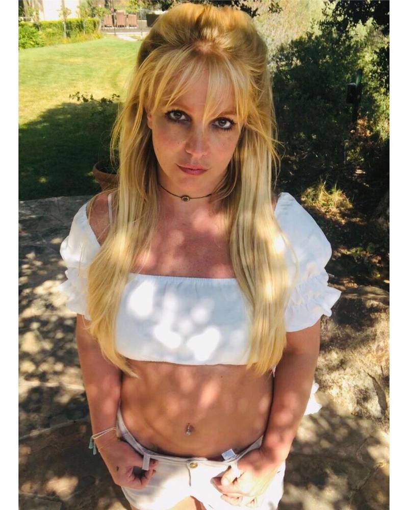Britney Spears esclarece comentários sobre os dançarinos de Christina Aguilera