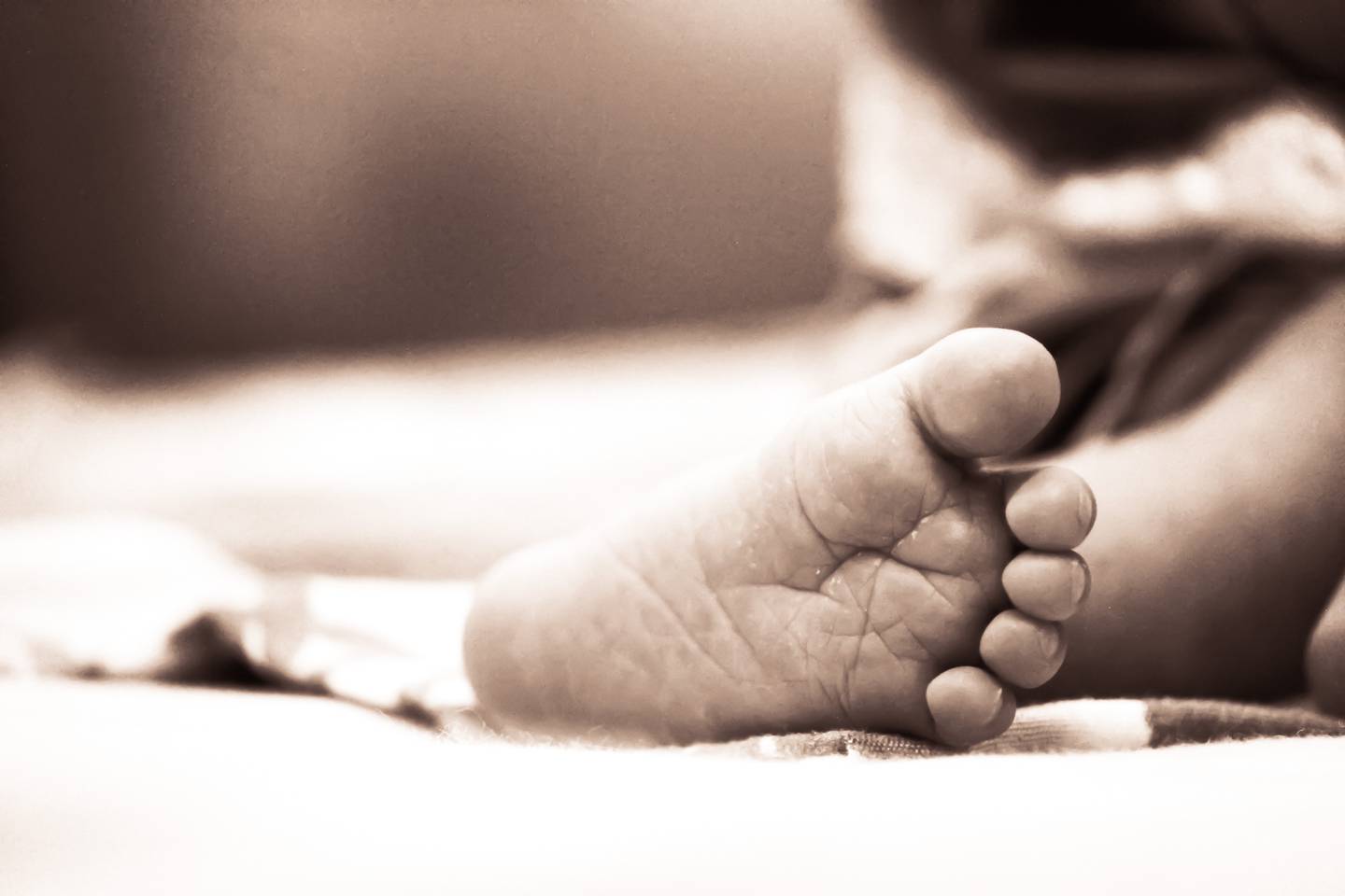 Bebê é abonado em hospital na Itália com bilhete emocionante