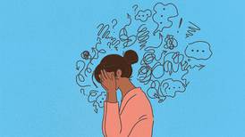 3 comportamentos ansiosos que podem ser respostas a um trauma de infância