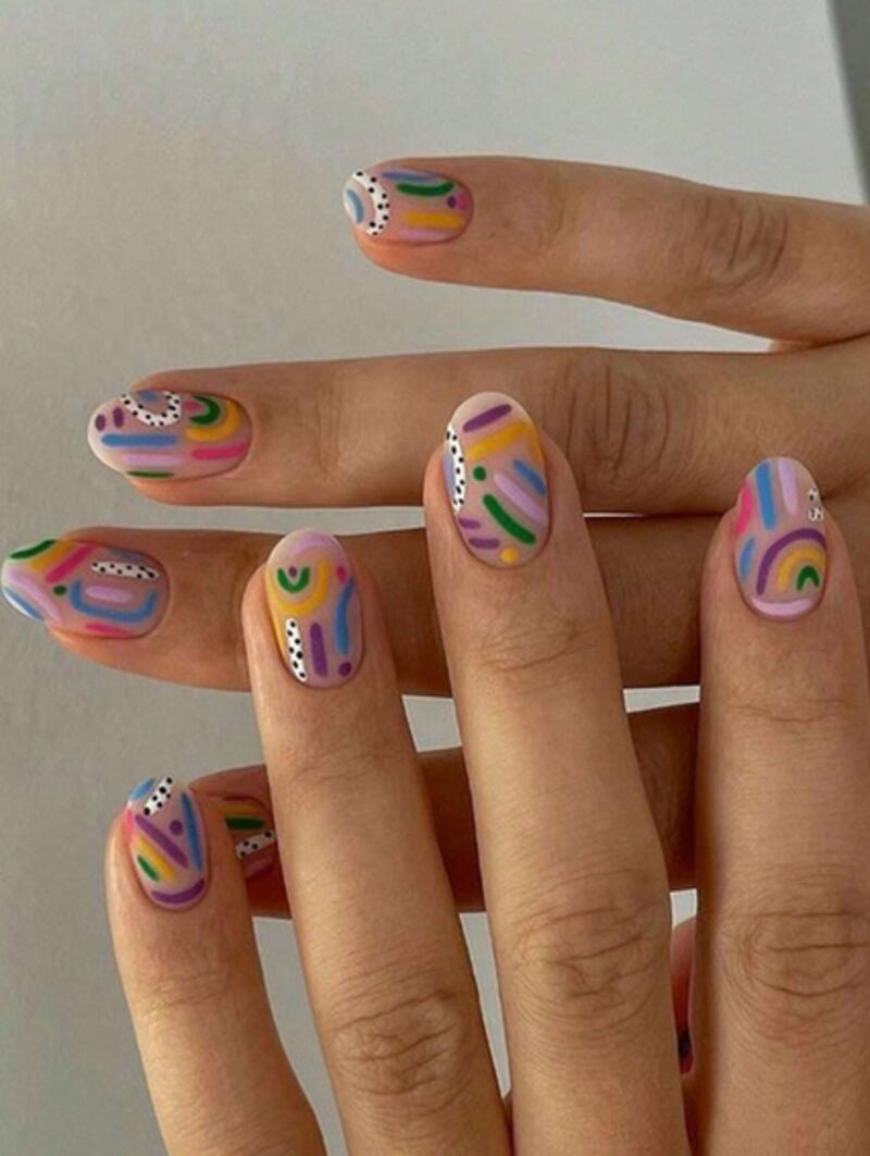 unhas abstratas carnaval