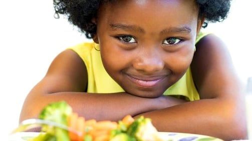 Estes são os 5 alimentos que vão ajudar a aumentar a imunidade dos seus filhos
