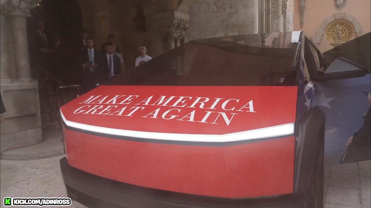 Cybertruck Donald Trump y Adin Ross