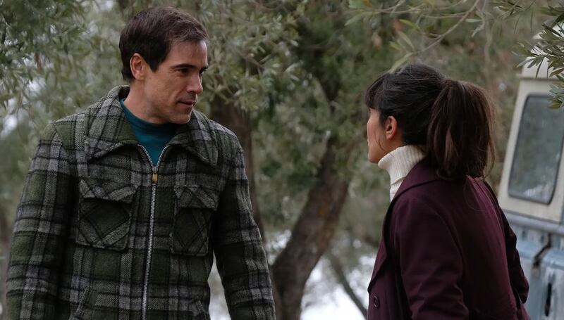 Escena de la serie española 'Entre tierras'